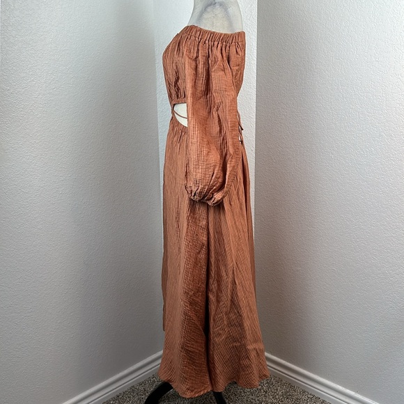 REVOLVE ASTR Cassian Off the Shoulder Long Sleeve Midi Dress Size Small NWT - Picture 12 of 14